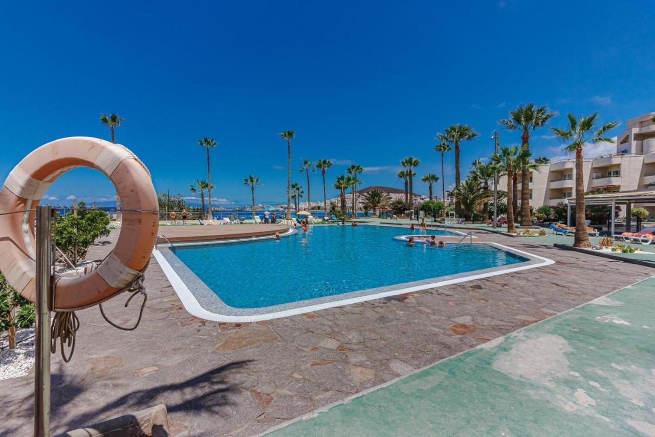 Oasis Apartment Лос Кристианос Екстериор снимка